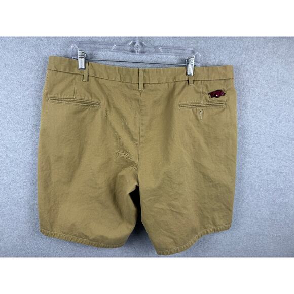 Dockers Arkansas Razorbacks Chino Shorts Men's 42 Tan Solid High Rise NCAA - Picture 2 of 12